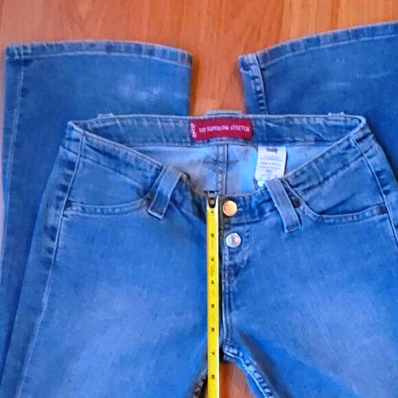 Levi’s Superlow Rise Womens Retro Jeans Size03 Junior Blue Denim 60s 70s Vintage - Picture 10 of 11